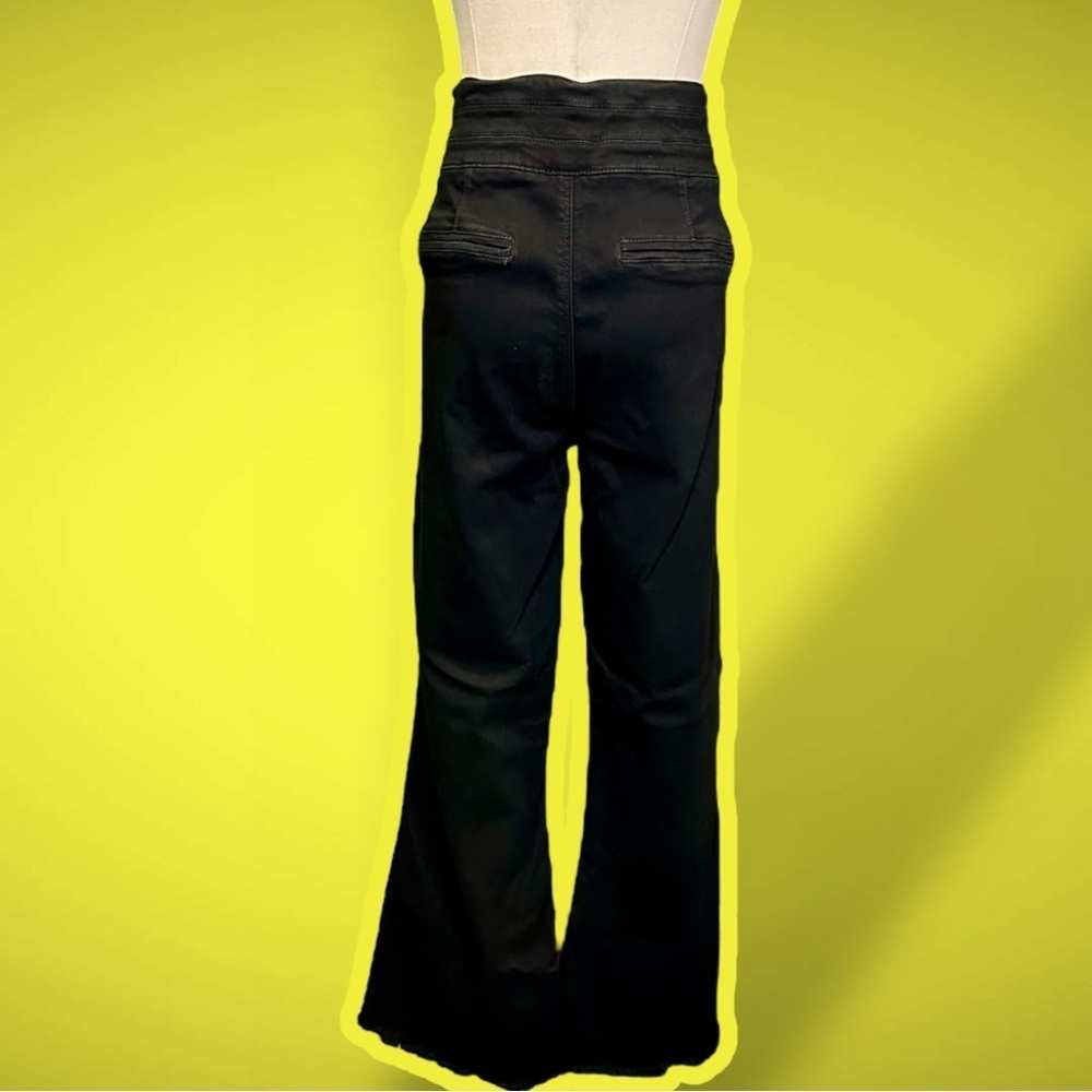 PAIGE Denim ‘Corset Genevieve’ Jeans in “Boss Black” with Raw Hem Size 30 - Picture 8 of 12